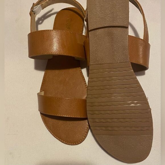 💥DB Lucita adjustable Buckle closure Open Toe Ankle Strap sandals size :8.5 - Picture 3 of 8